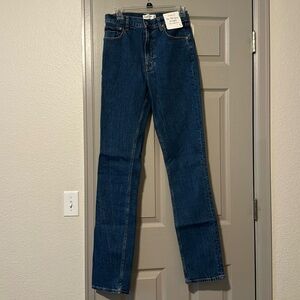 Abercrombie 90s slim straight jean.